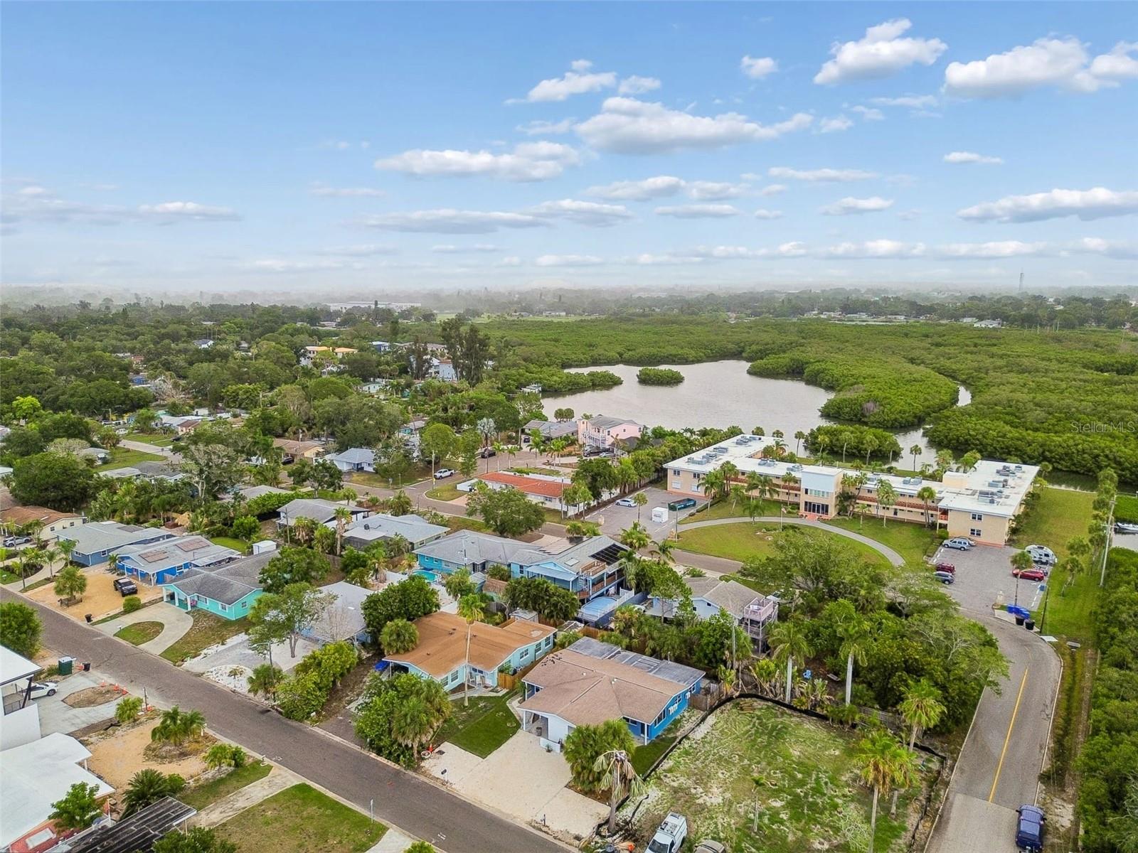 2832 Miriam St S, St Petersburg, FL 33711