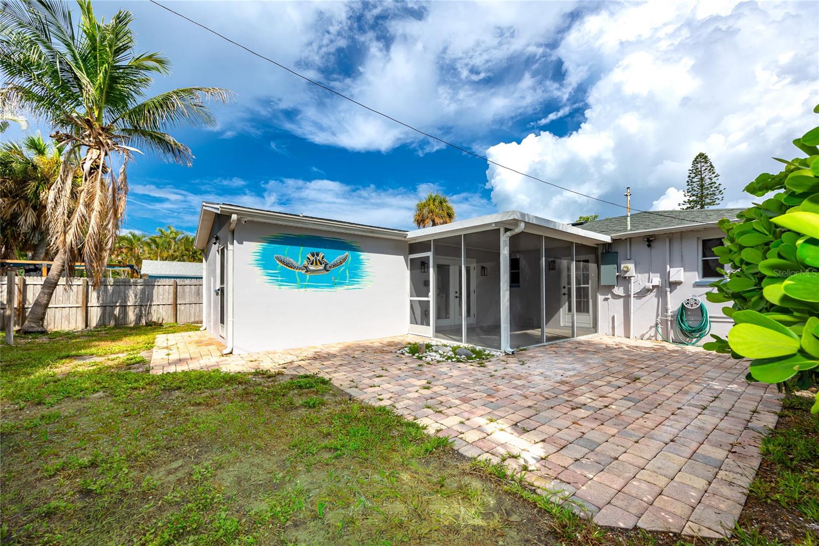 504 79th Ave, St Pete Beach, FL 33706