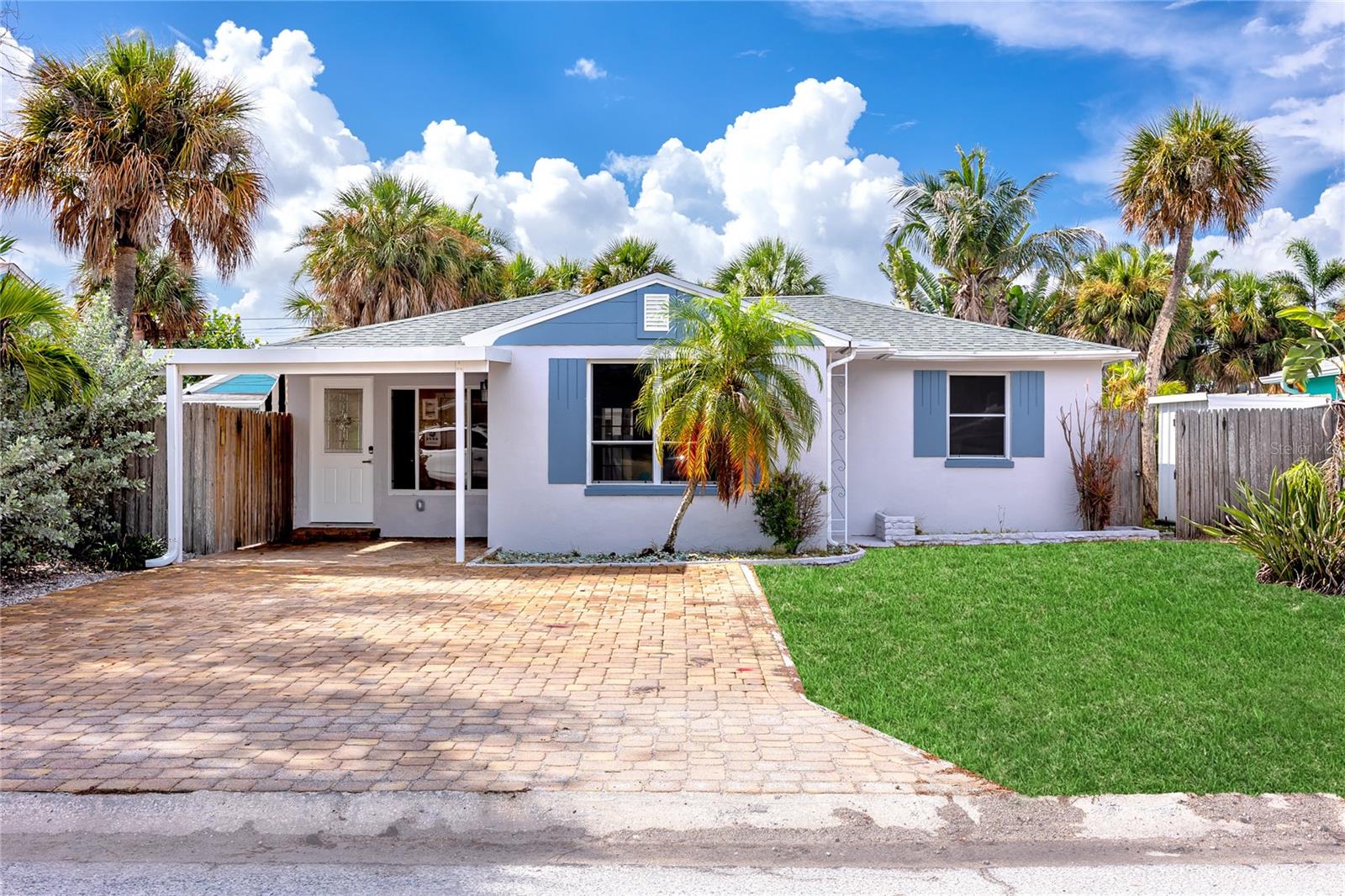 504 79th Ave, St Pete Beach, FL 33706