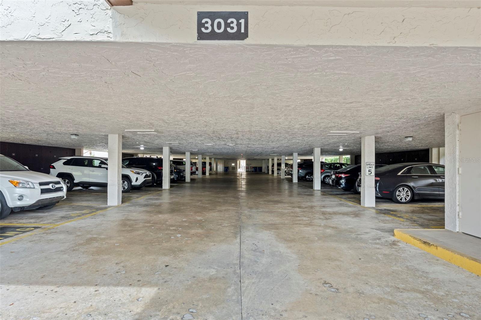 3035 Countryside Blvd #24B, Clearwater, FL 33761