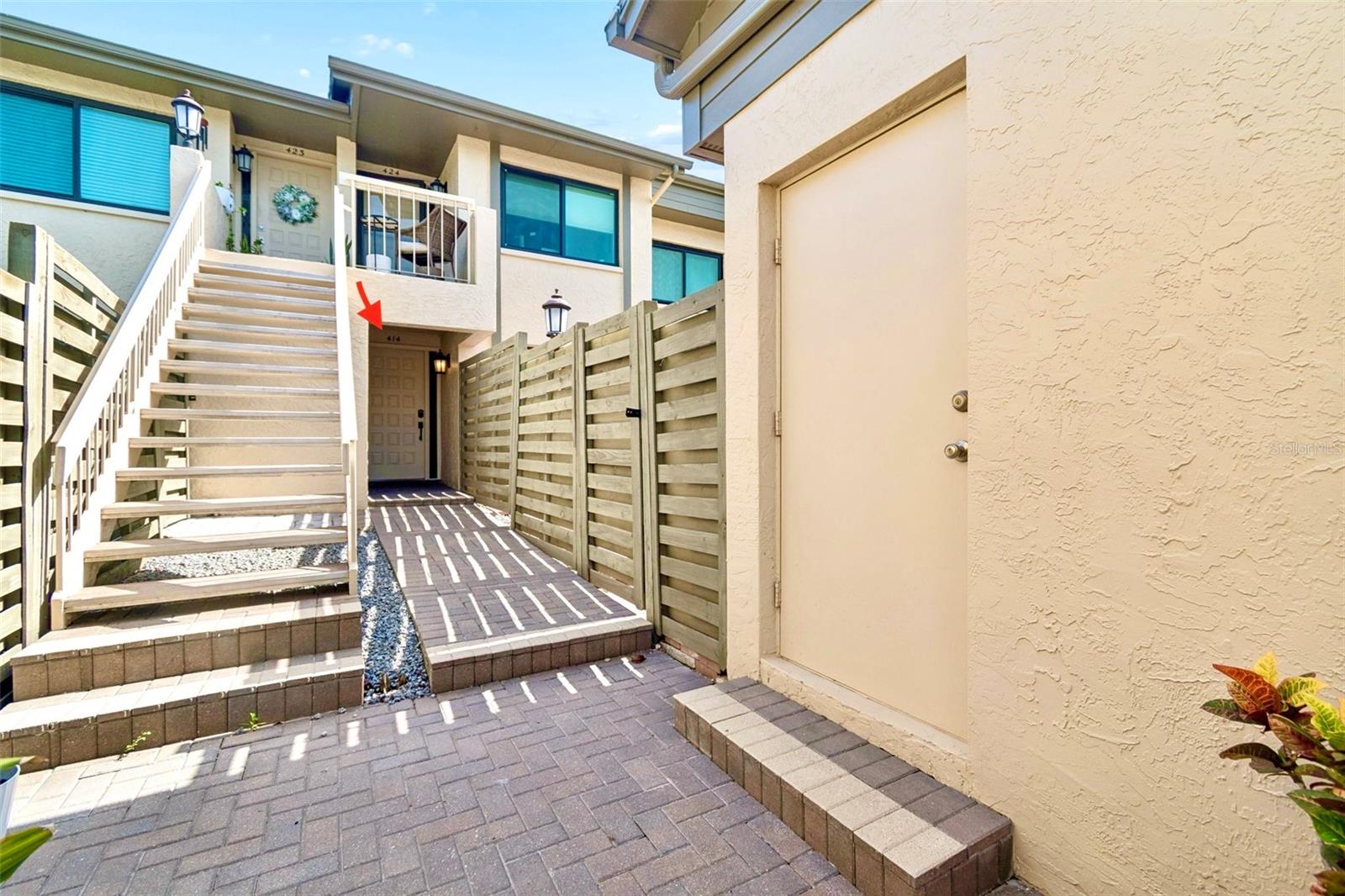 3157 Landmark Dr #414, Clearwater, FL 33761