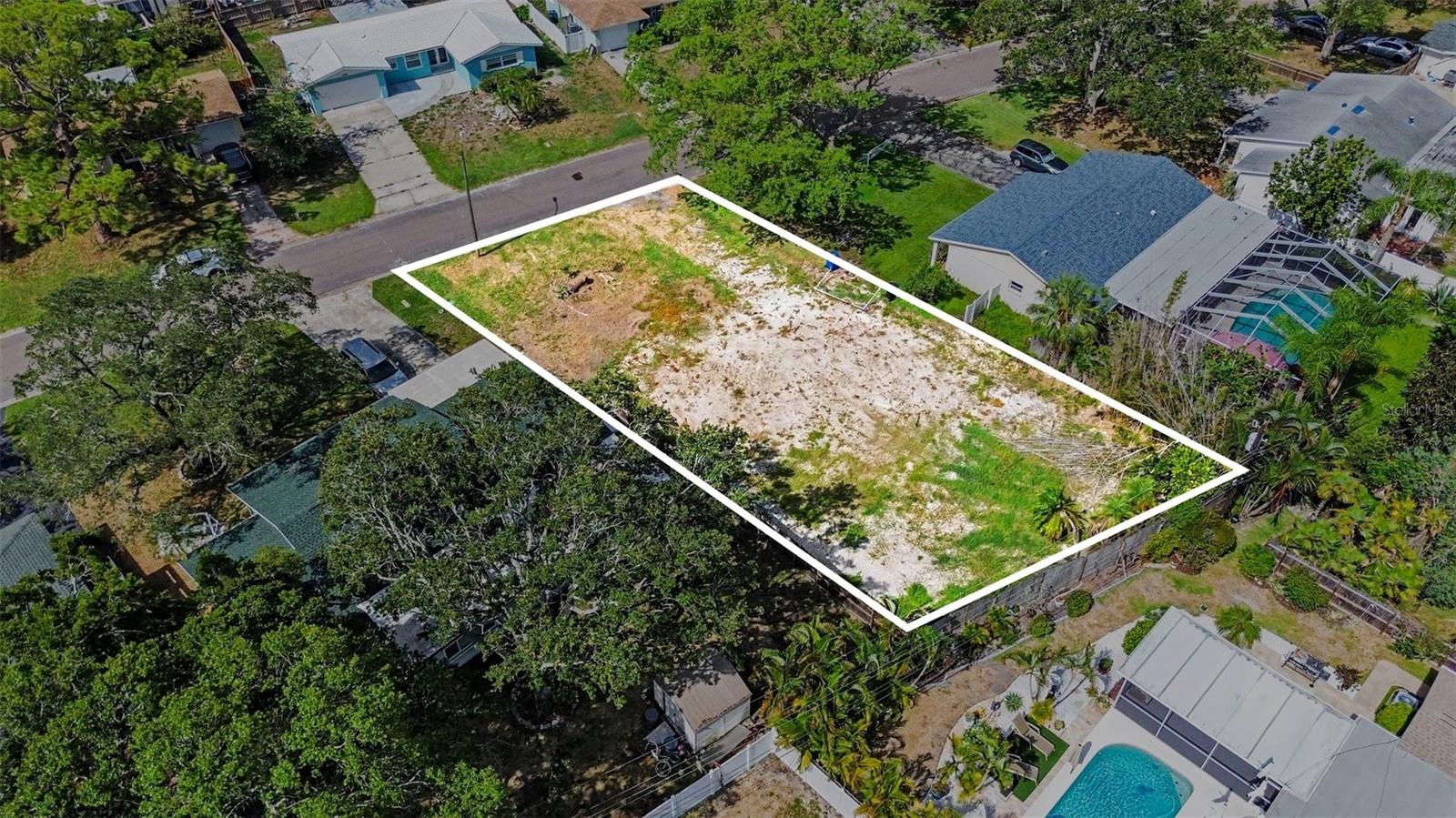 1737 Colorado Ave NE, St Petersburg, FL 33703