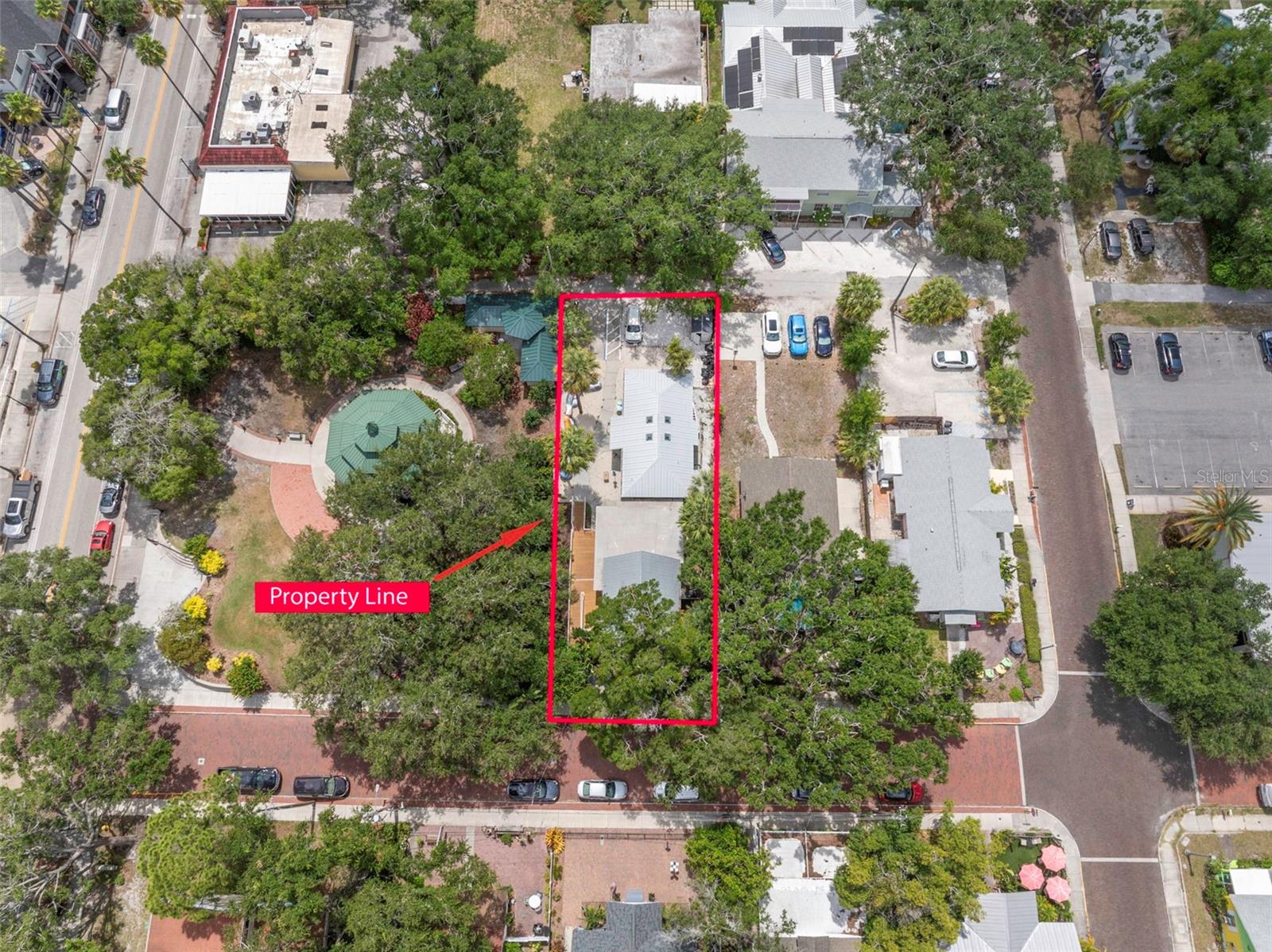 135 4th Ave N, Safety Harbor, FL 34695