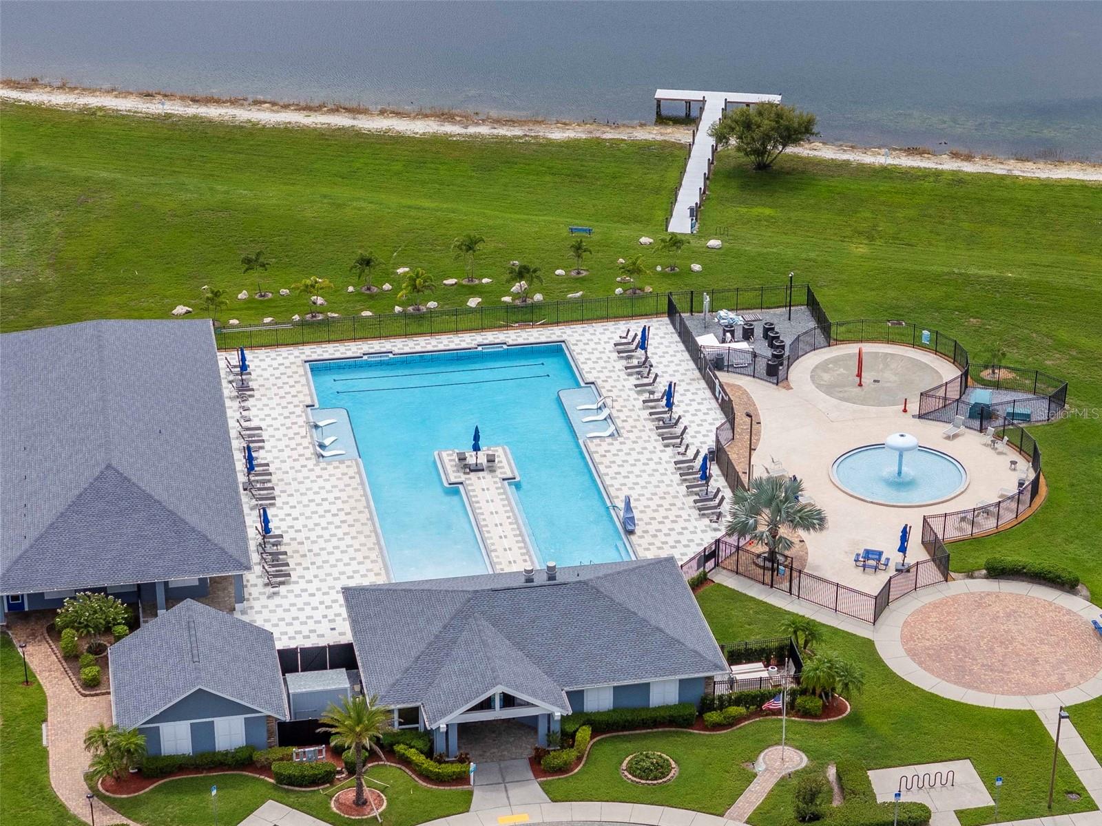 2313 Lawrence Hall St, Ruskin, FL 33570