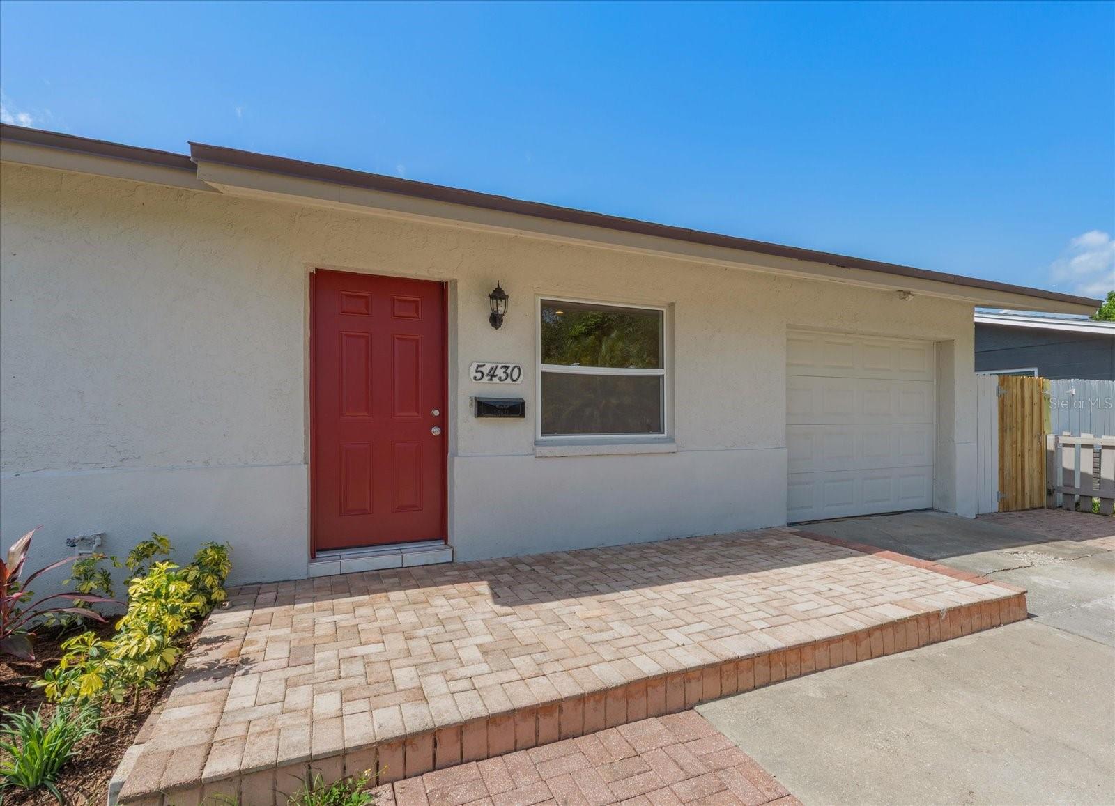 Pinellas Park, FL 33782