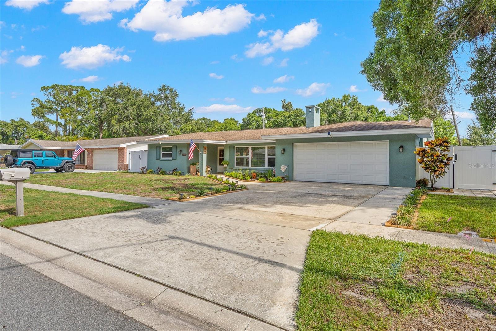 2405 Summerlin Dr, Clearwater, FL 33764