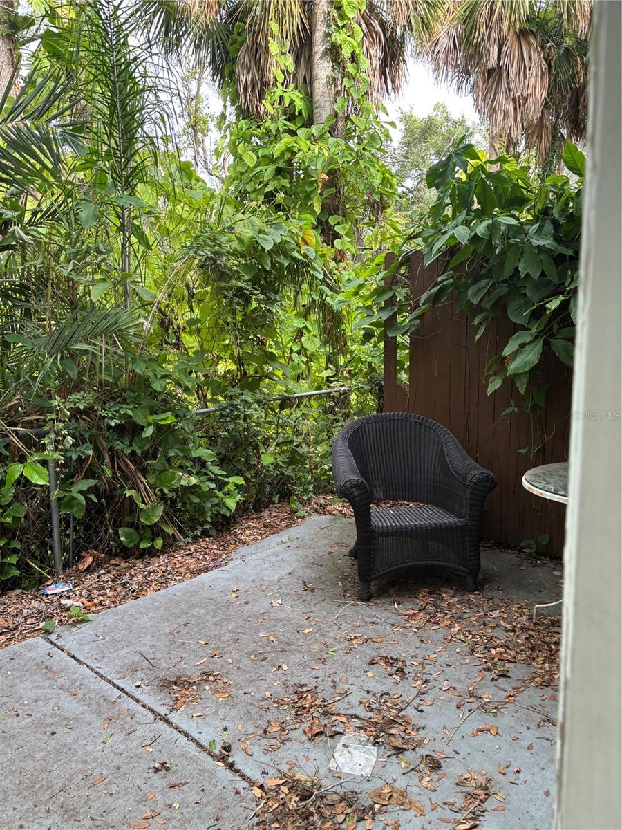 1433 S Belcher Rd #G1, Clearwater, FL 33764