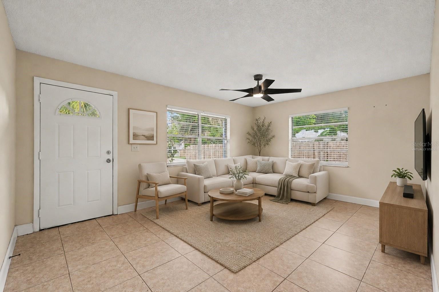 5733 66th Ln N, St Petersburg, FL 33709