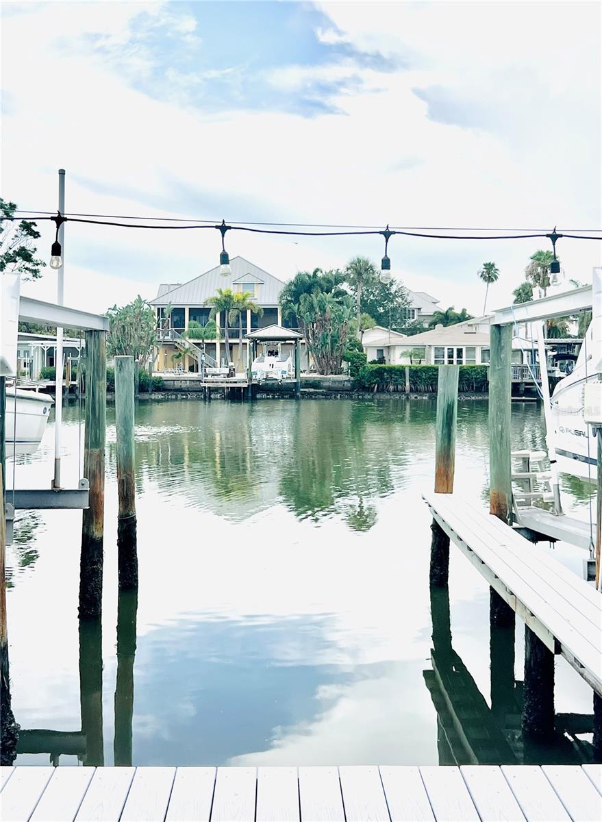 300 Venetian Dr #2, Clearwater, FL 33755