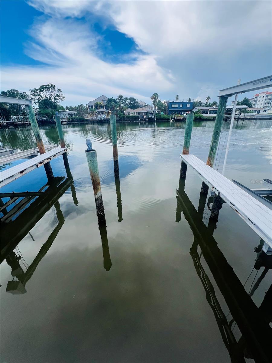 300 Venetian Dr #3, Clearwater, FL 33755