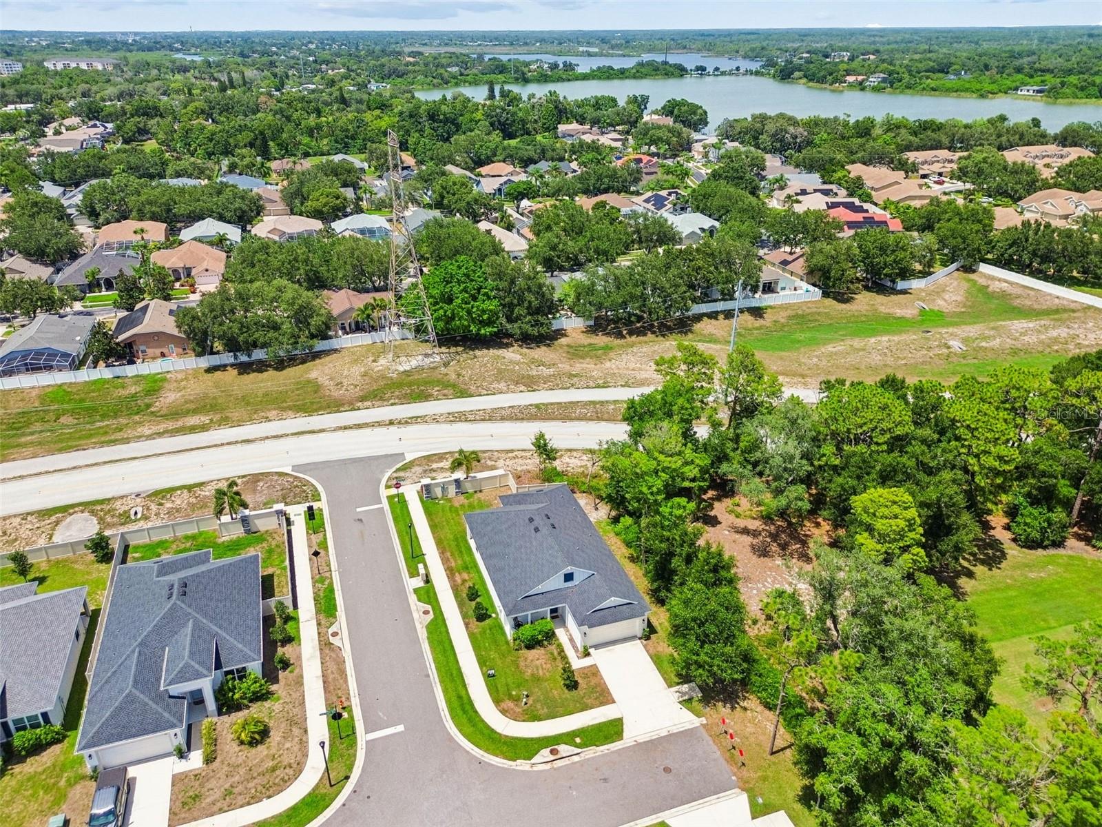 283 Sand Crane Way, Tarpon Springs, FL 34689