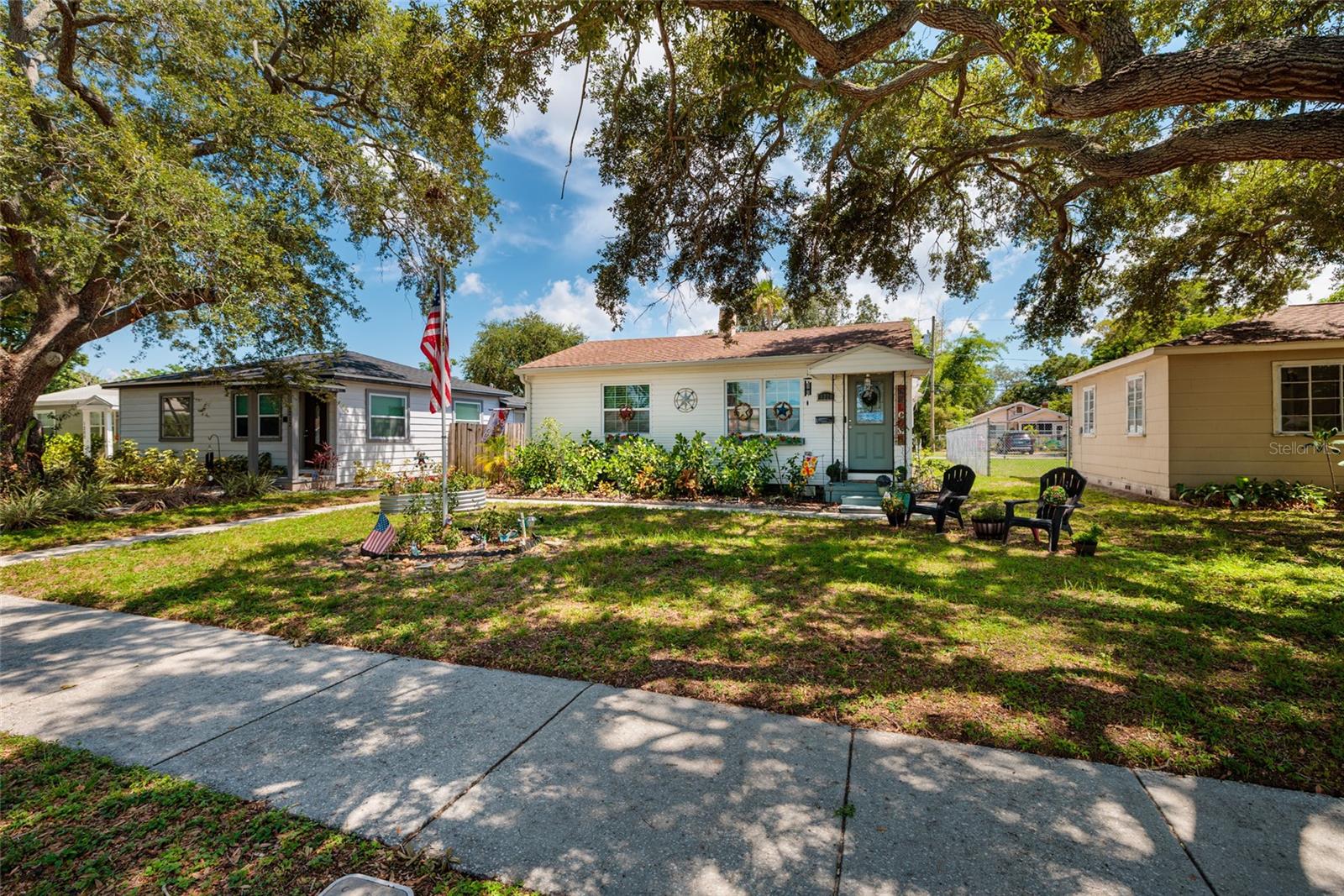 1220 56th Ave N, St Petersburg, FL 33703