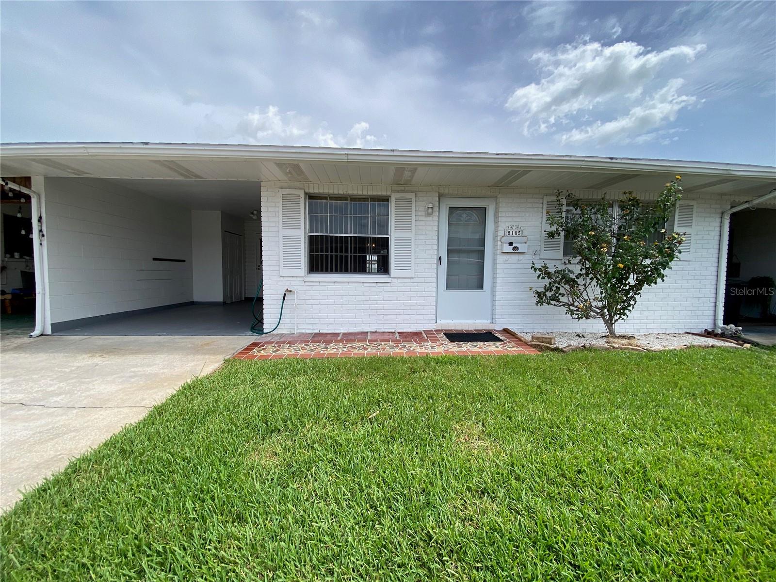5105 Rose Pl N, Pinellas Park, FL 33782