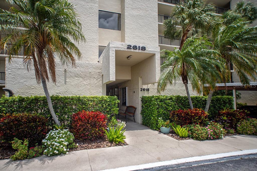 2618 Cove Cay Dr #505, Clearwater, FL 33760