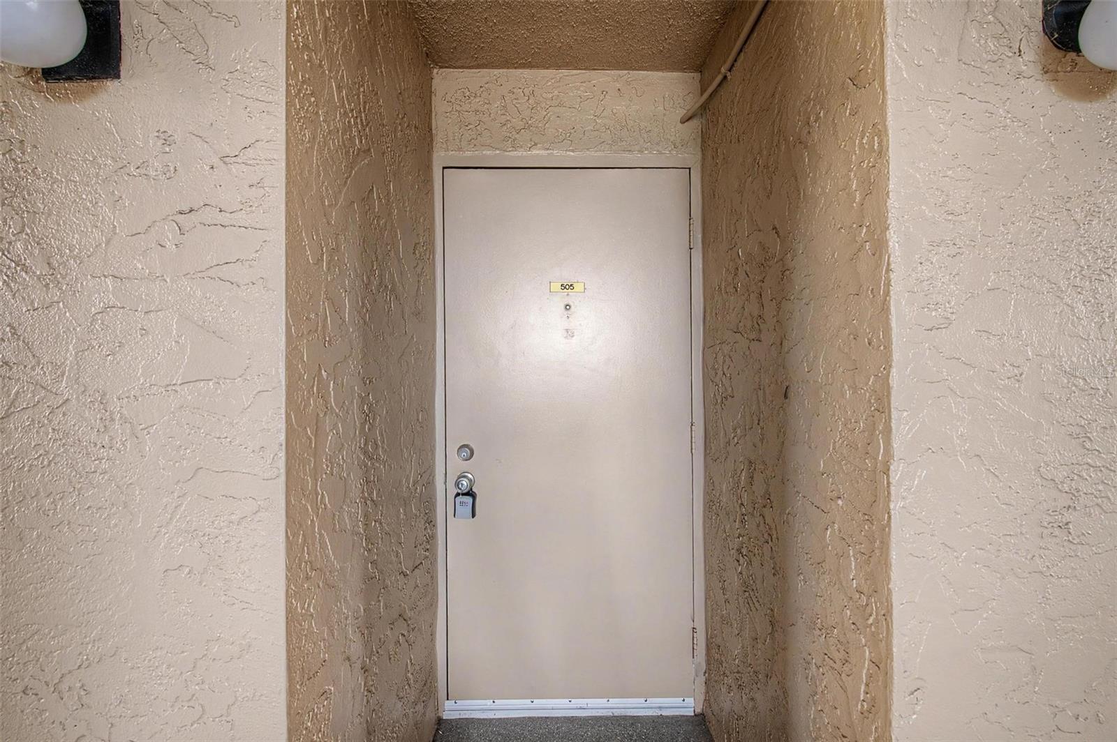 2618 Cove Cay Dr #505, Clearwater, FL 33760