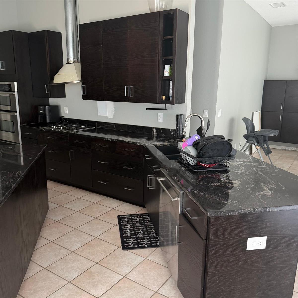 1931 Oak Ridge Ct, Clearwater, FL 33759