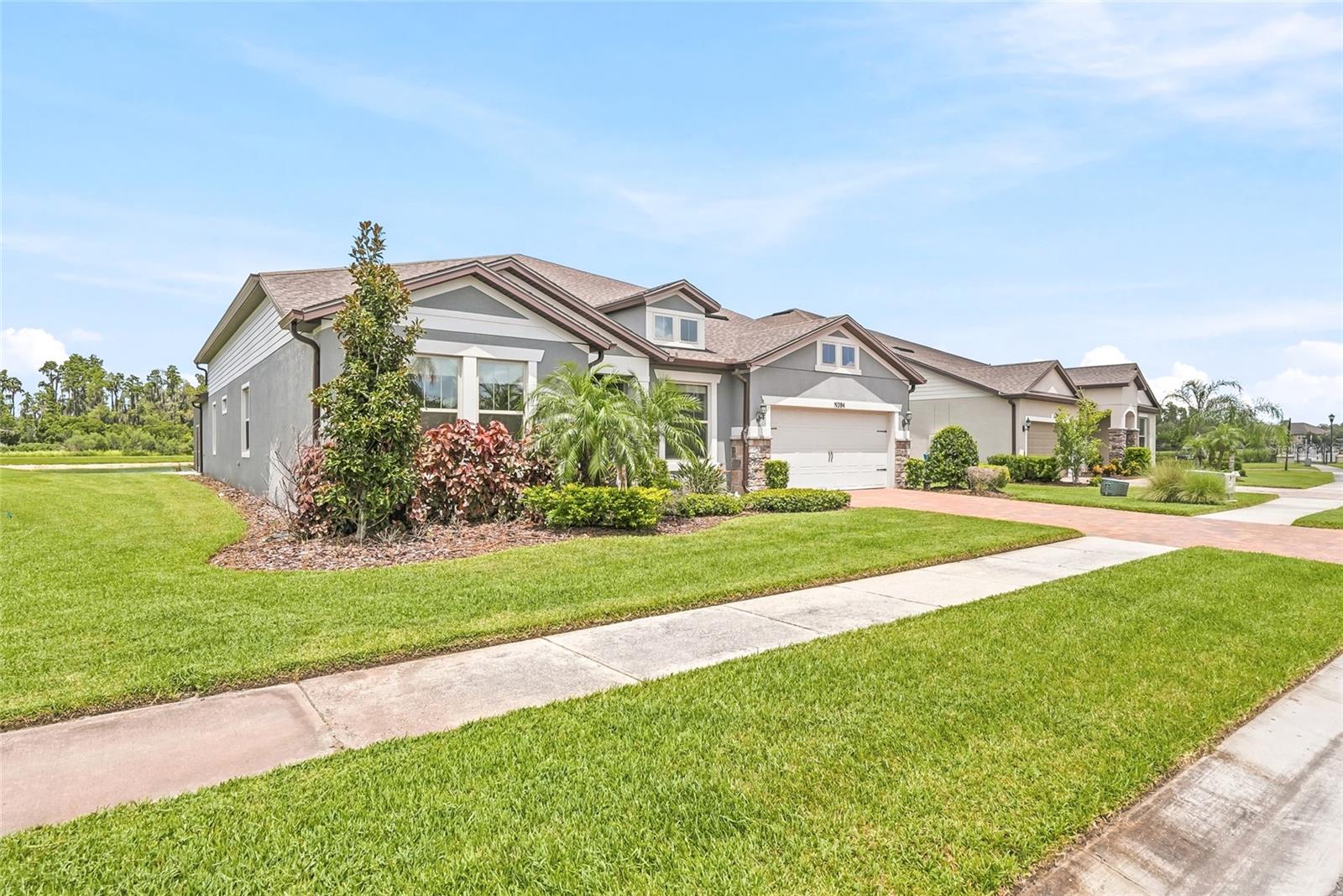 19284 Briarbrook Dr, Tampa, FL 33647