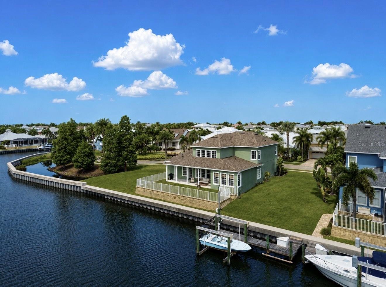 5709 Sea Trout Pl, Apollo Beach, FL 33572