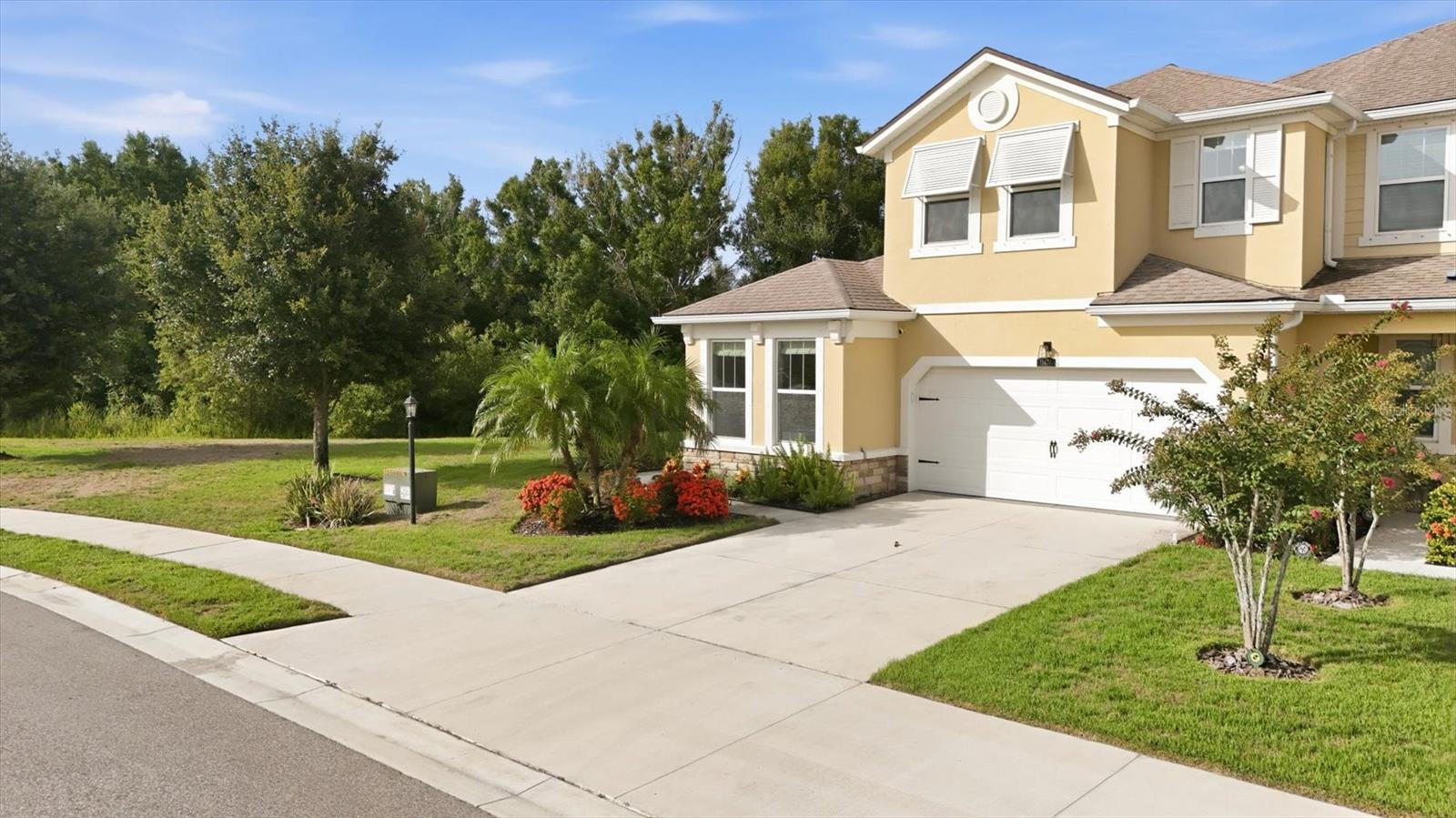 11474 Rolling Green Dr, Bradenton, FL 34211