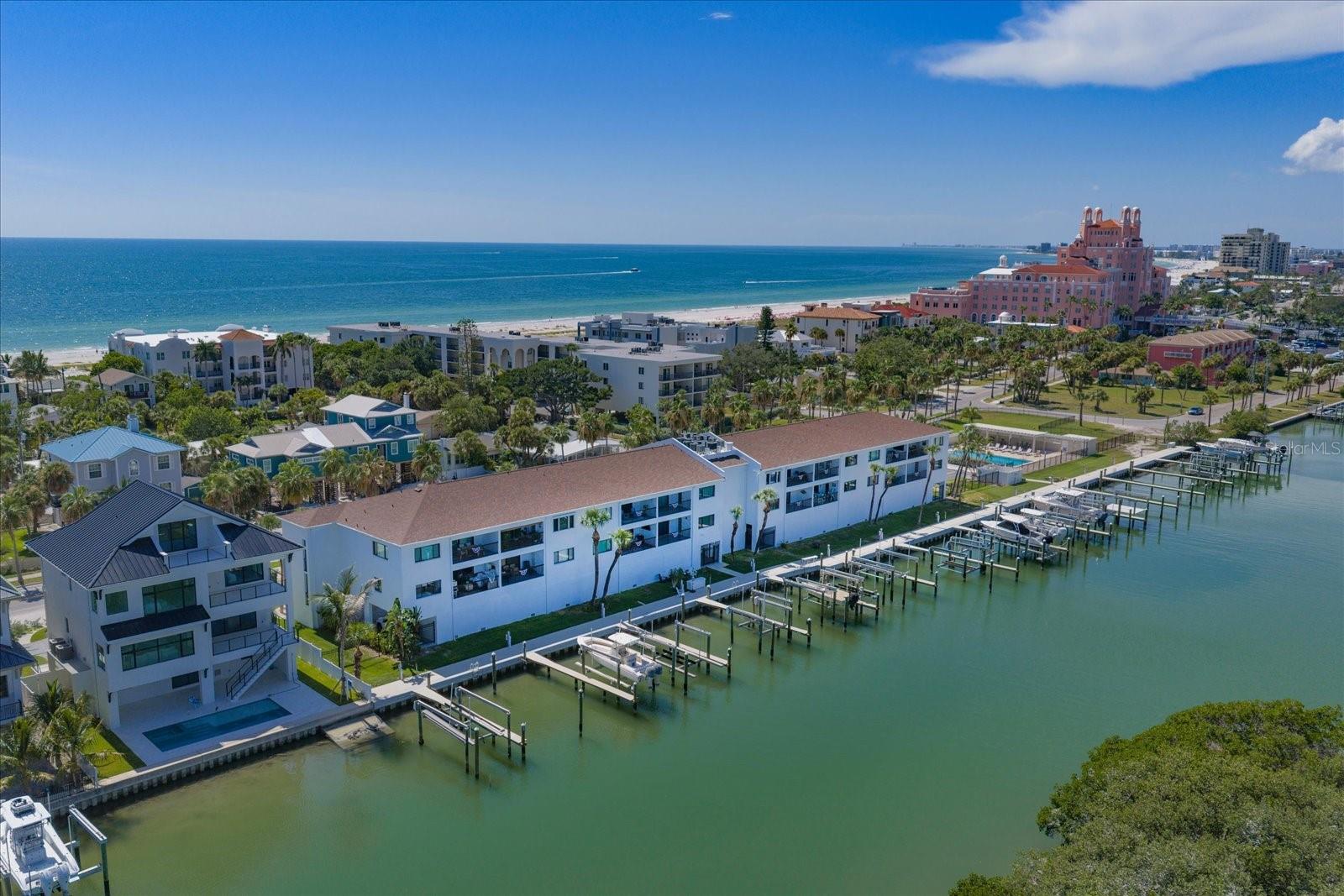 3111 Pass A Grille Way #110, St Petersburg, FL 33706
