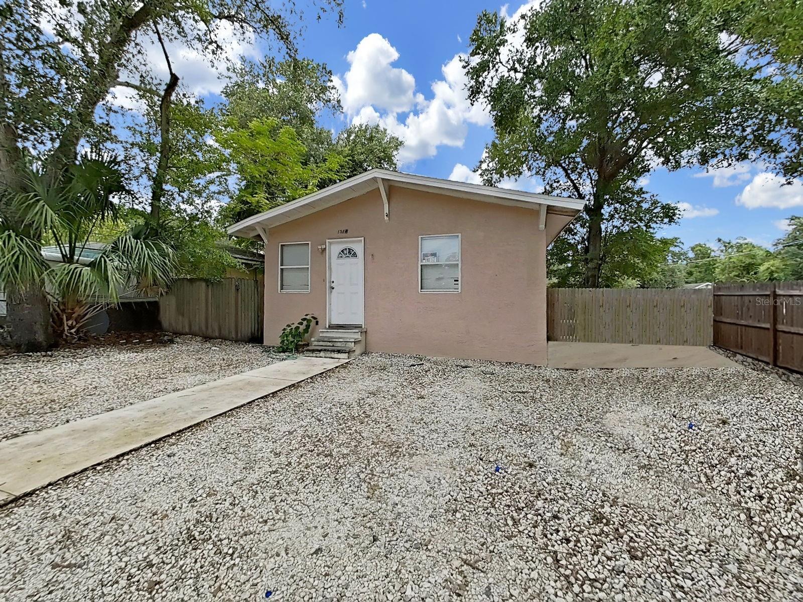 1514 E North Bay St, Tampa, FL 33610
