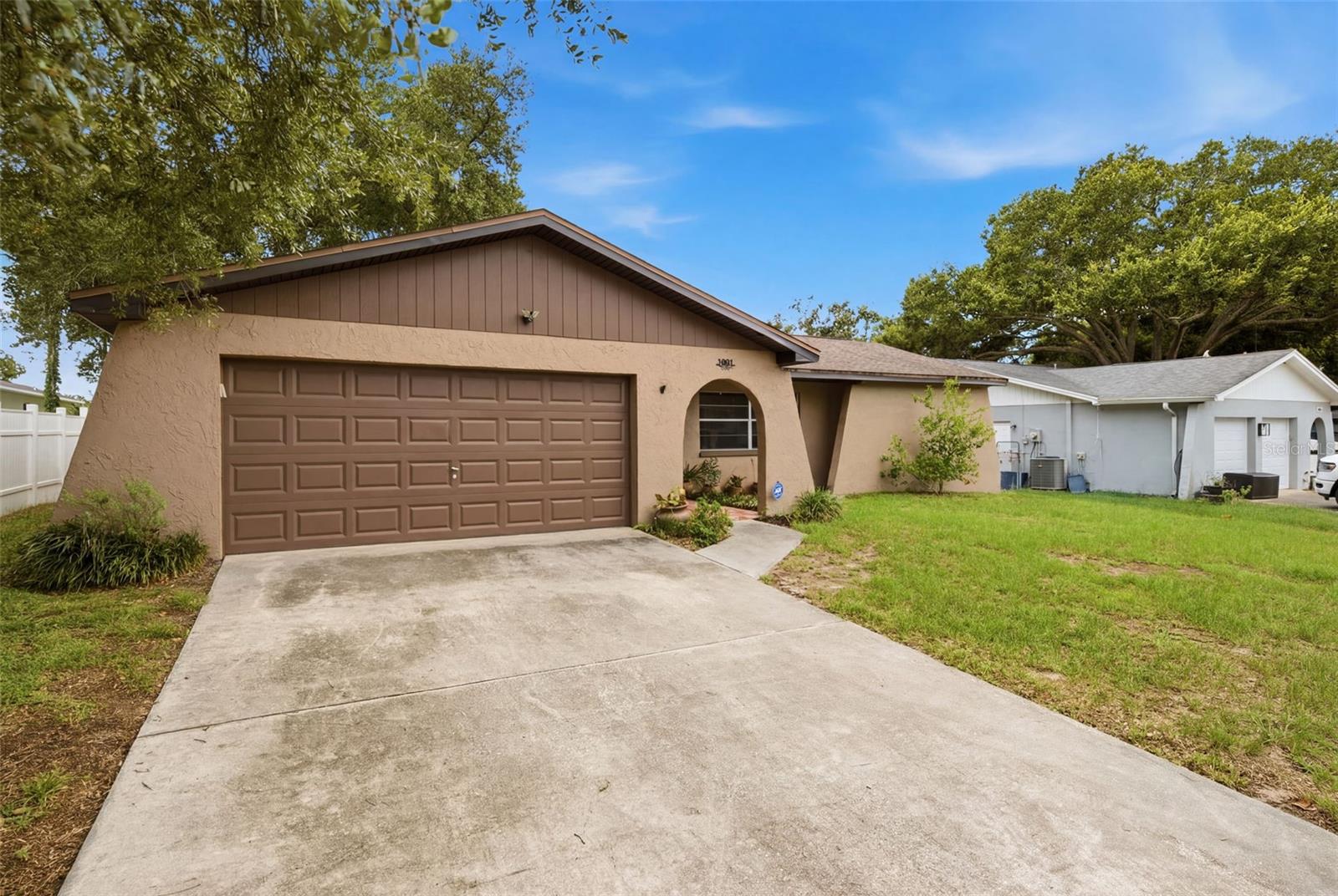 1901 Briarwood St, Dunedin, FL 34698
