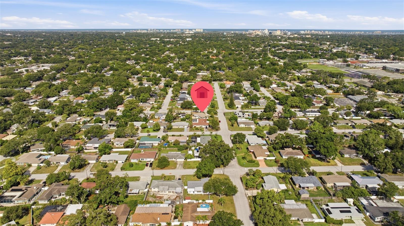 2051 Magnolia Dr, Clearwater, FL 33764