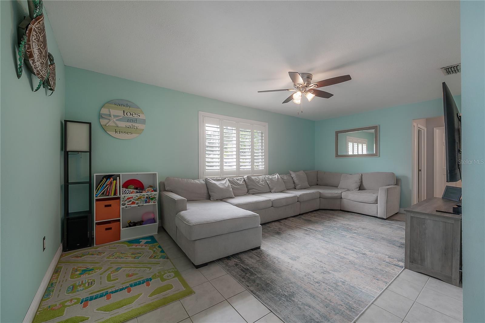 5937 13th Ave N, St Petersburg, FL 33710