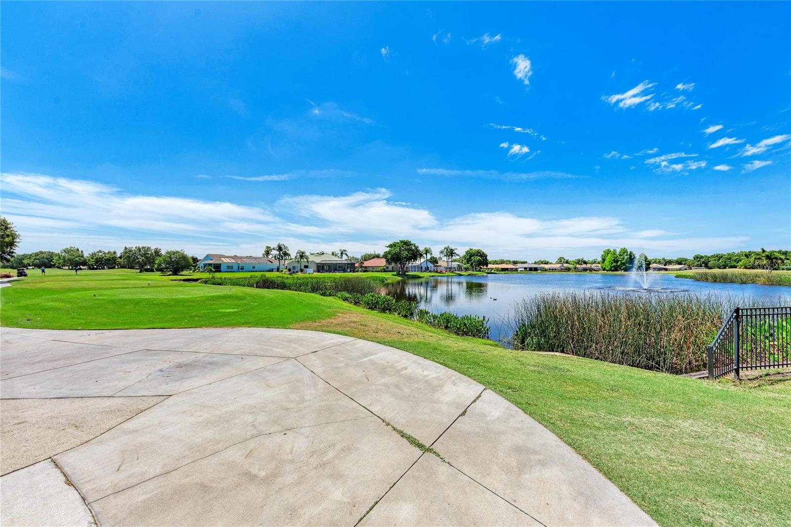 6604 Stone River Rd, Bradenton, FL 34203