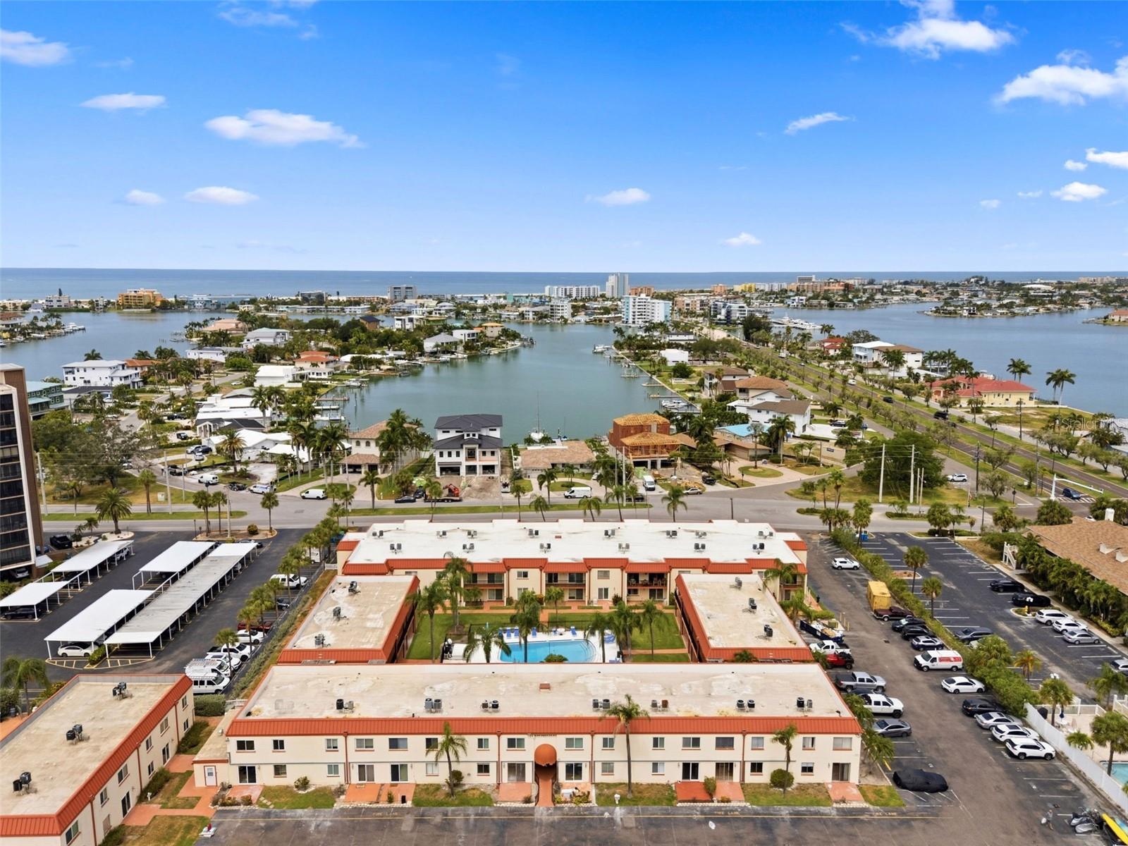 10365 Paradise Blvd #1, Treasure Island, FL 33706