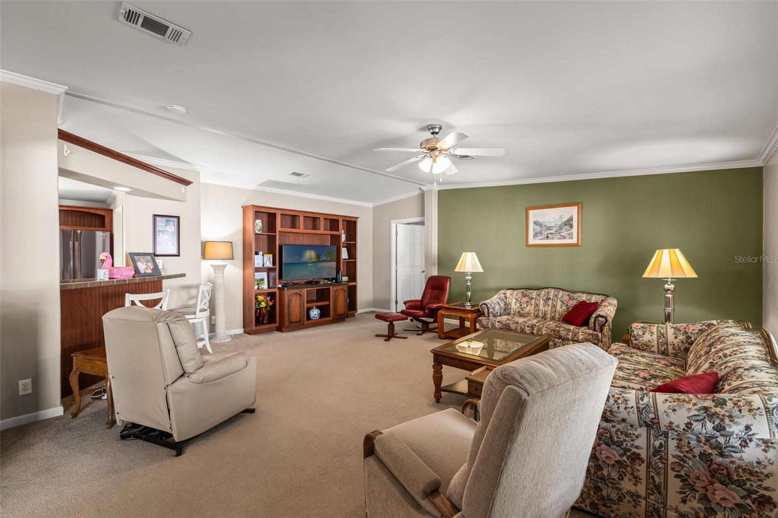 82085 1st Ave N #85, Pinellas Park, FL 33781