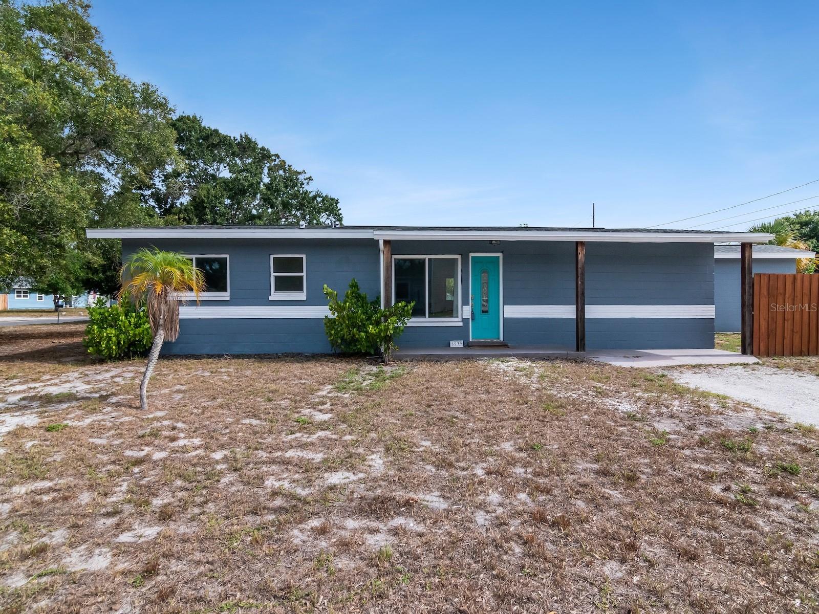 5939 9th Ave S, Gulfport, FL 33707