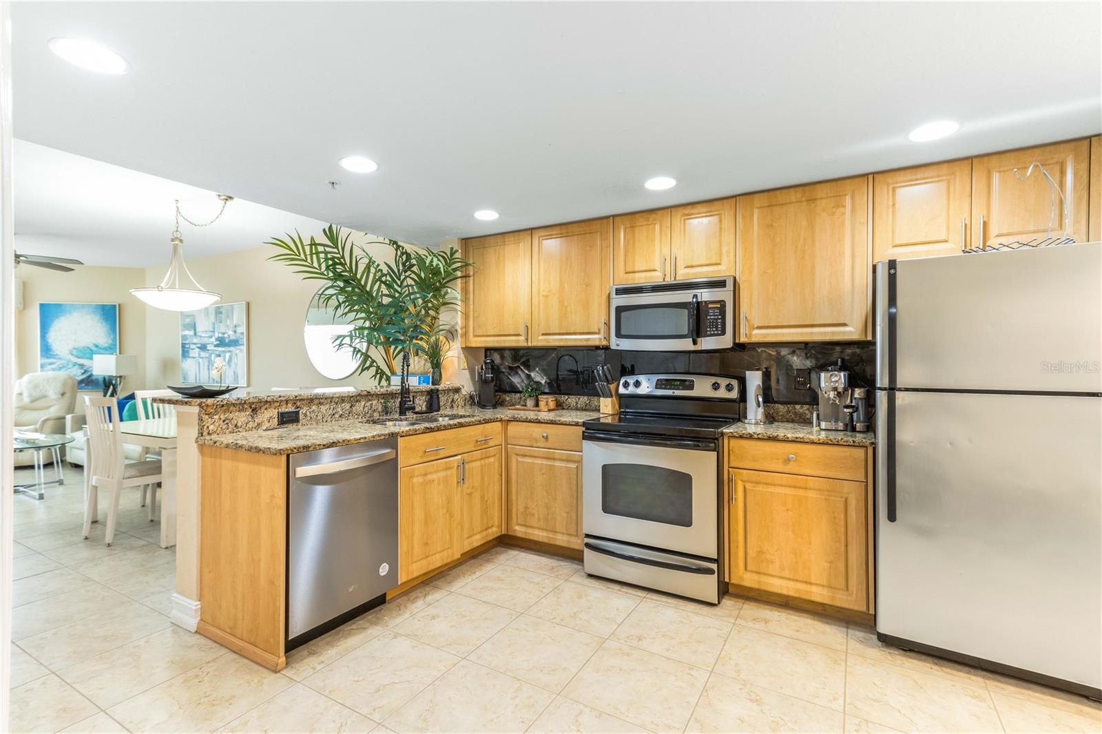 11605 Gulf Blvd #503, Treasure Island, FL 33706