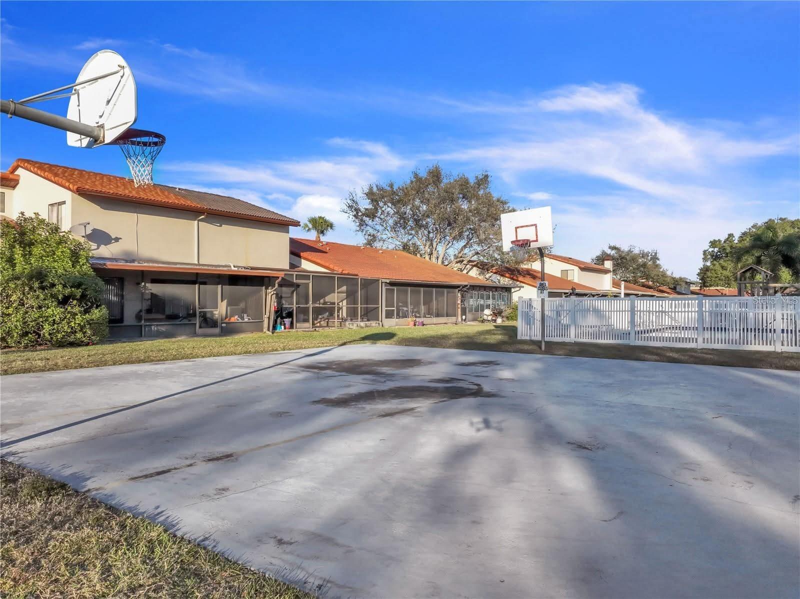 7360 Ulmerton Rd #10D, Largo, FL 33771