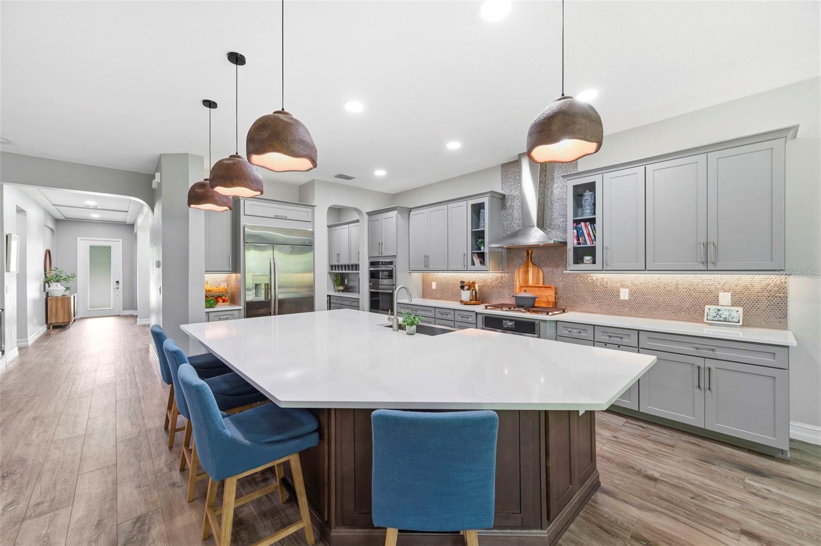 4441 Albero Pl, Wesley Chapel, FL 33543