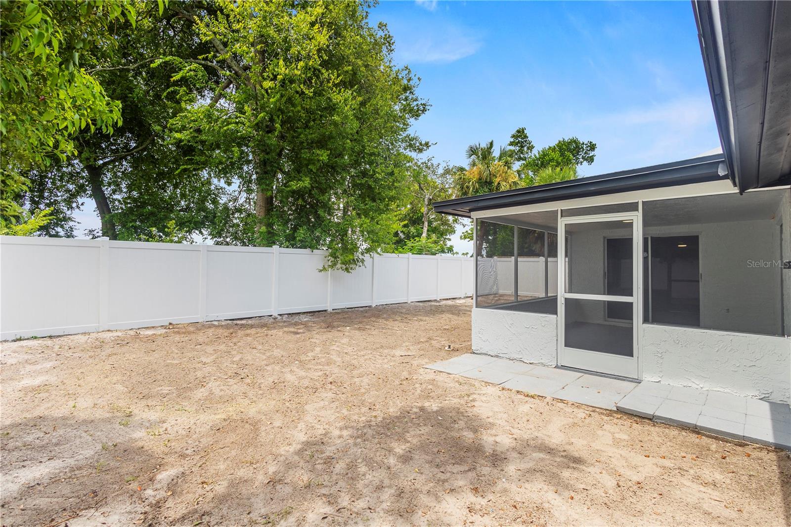 6820 El Camino Paloma St, Port Richey, FL 34668