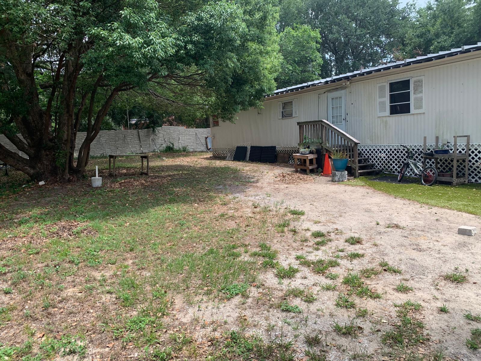 10803 Tuckaway Dr, Thonotosassa, FL 33592