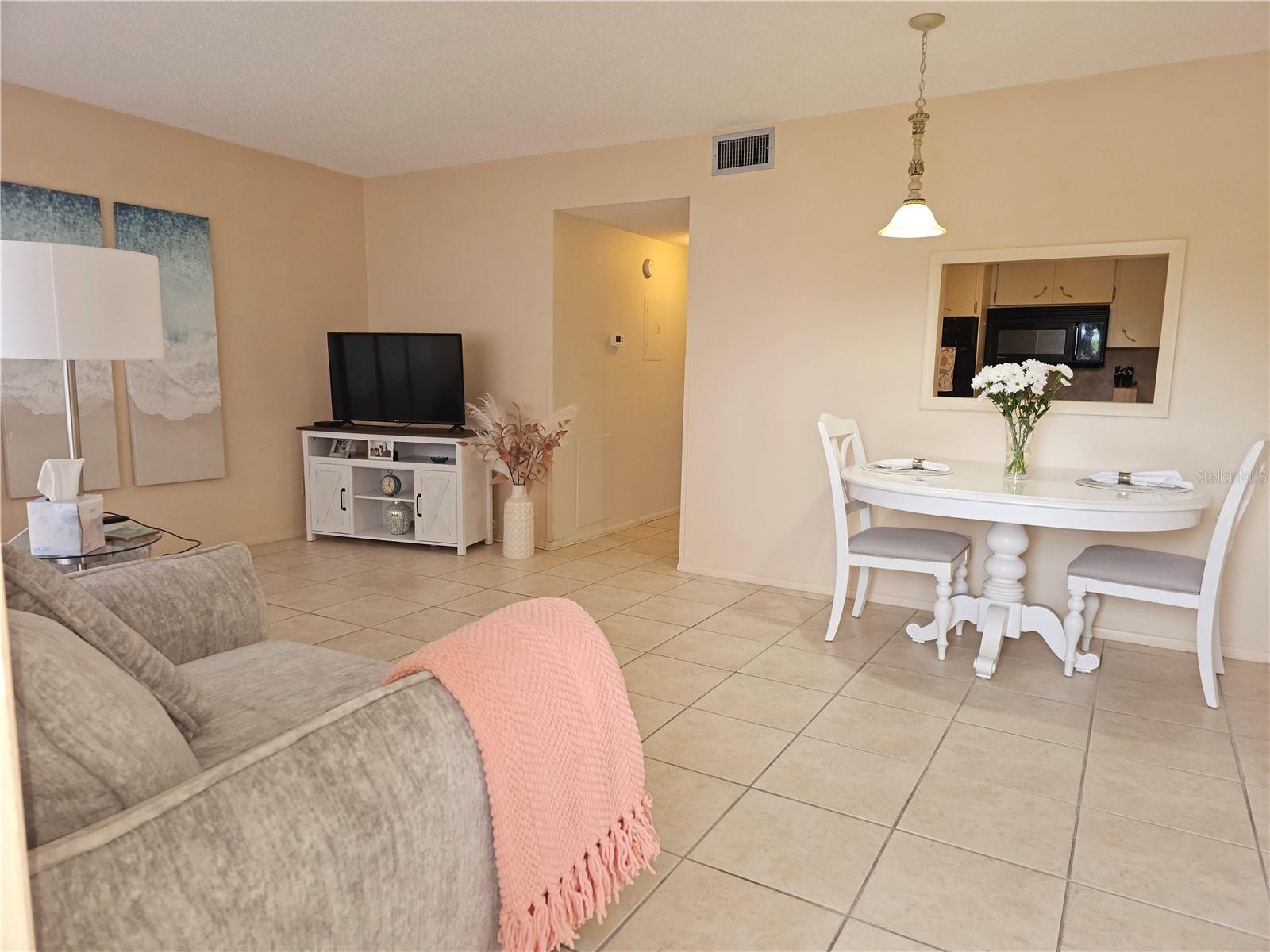 2458 Columbia Dr #66, Clearwater, FL 33763