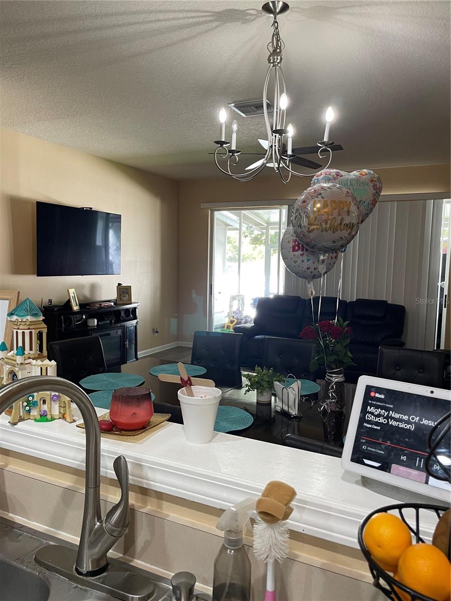 8428 Sandy Beach St, Tampa, FL 33634