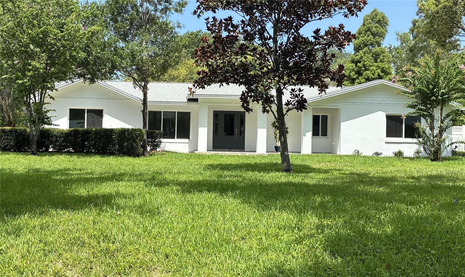 1646 Robin Hood Ln, Clearwater, FL 33764