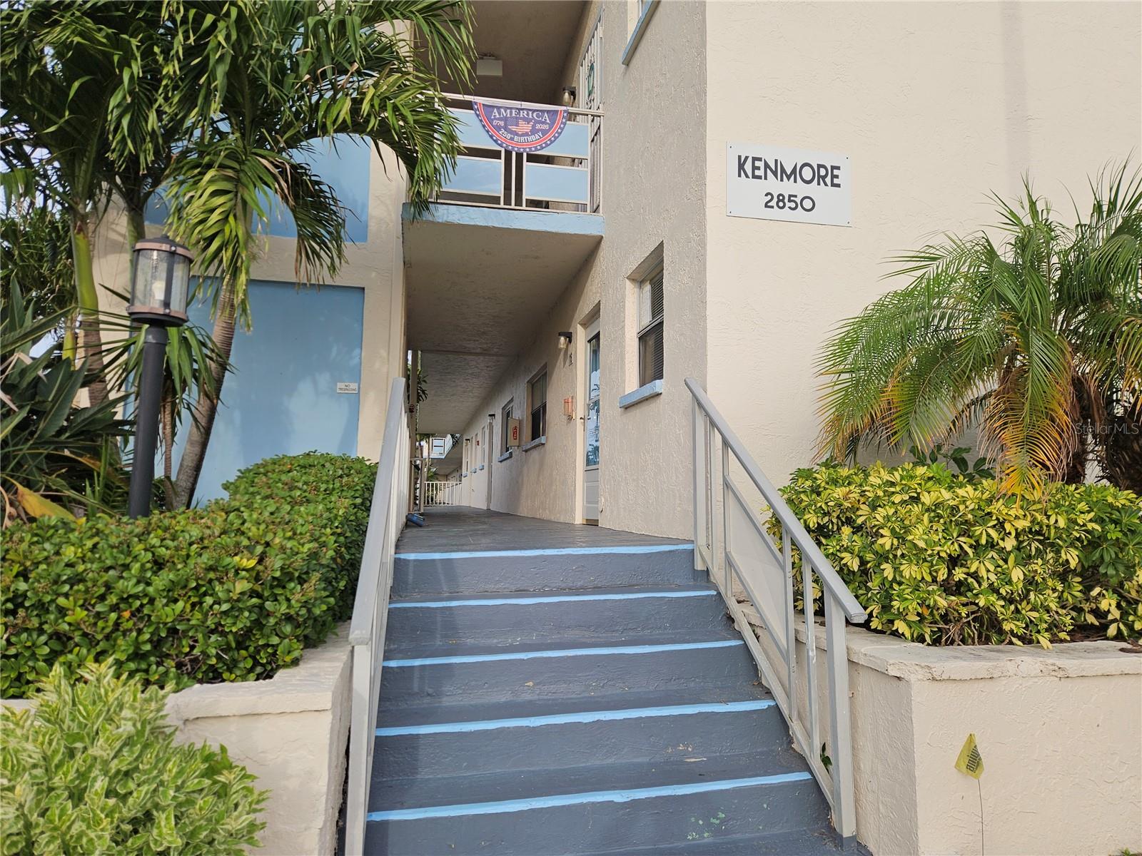 2850 59th St S #115, St Petersburg, FL 33707