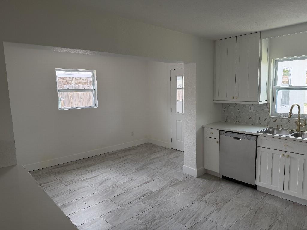 632 89th Ave N, St Petersburg, FL 33702