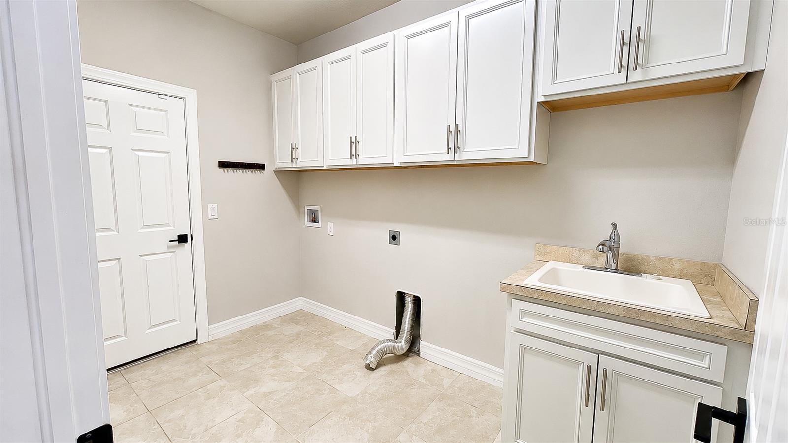 10903 Green Harvest Dr, Riverview, FL 33579
