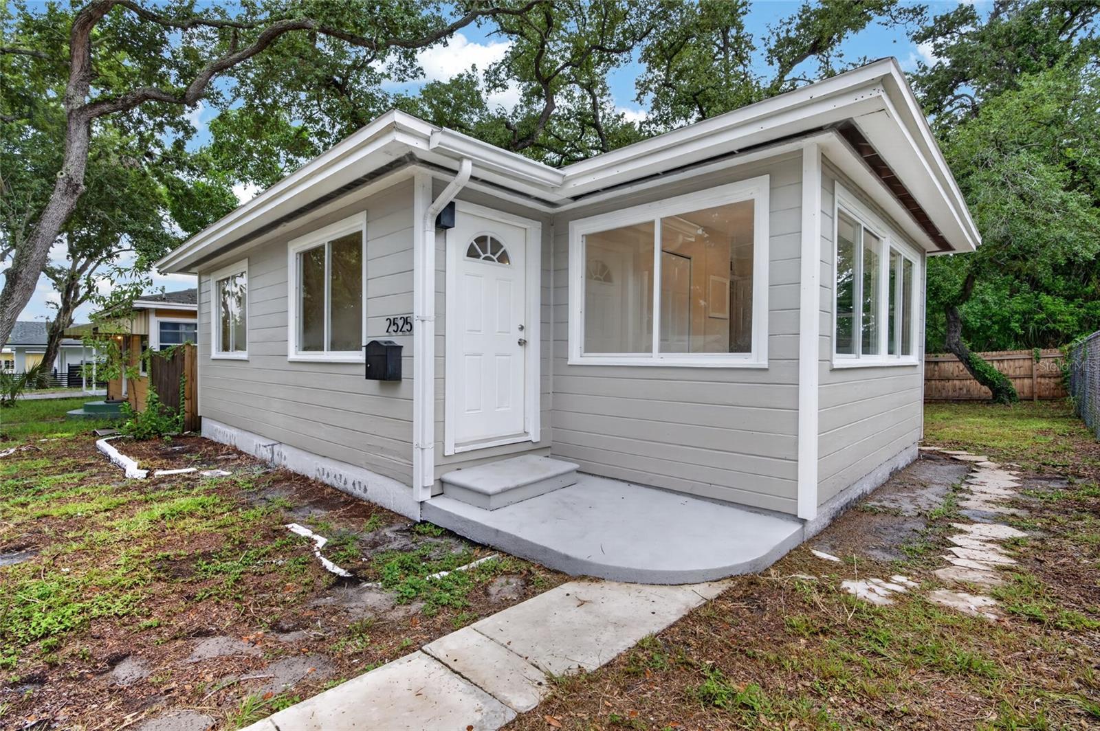 2525 21st St S, St Petersburg, FL 33712