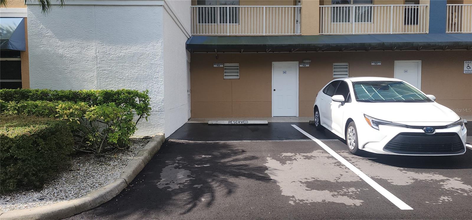 960 Starkey Rd #3302, Largo, FL 33771