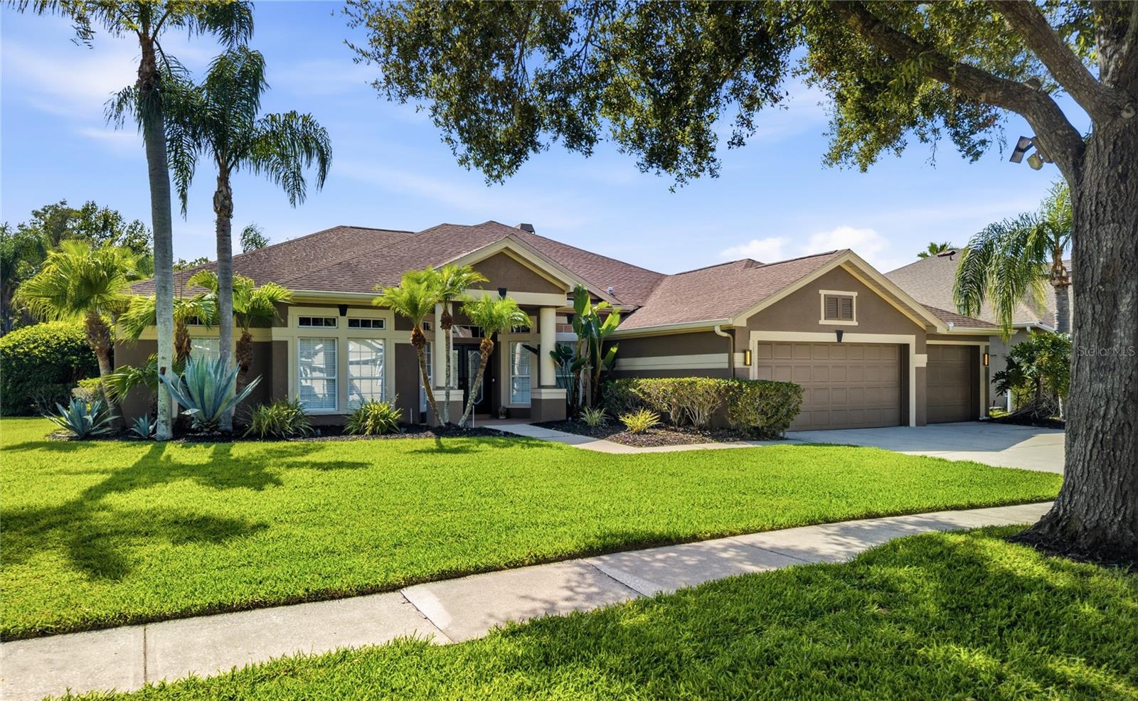 5522 Reflections Blvd, Lutz, FL 33558