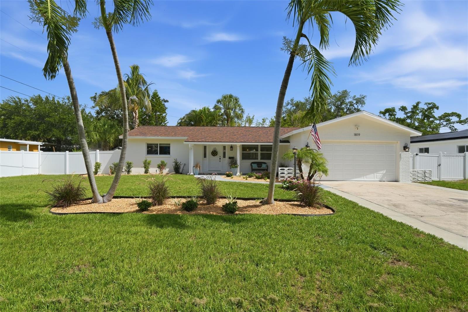 1819 Maryland Ave NE, St Petersburg, FL 33703