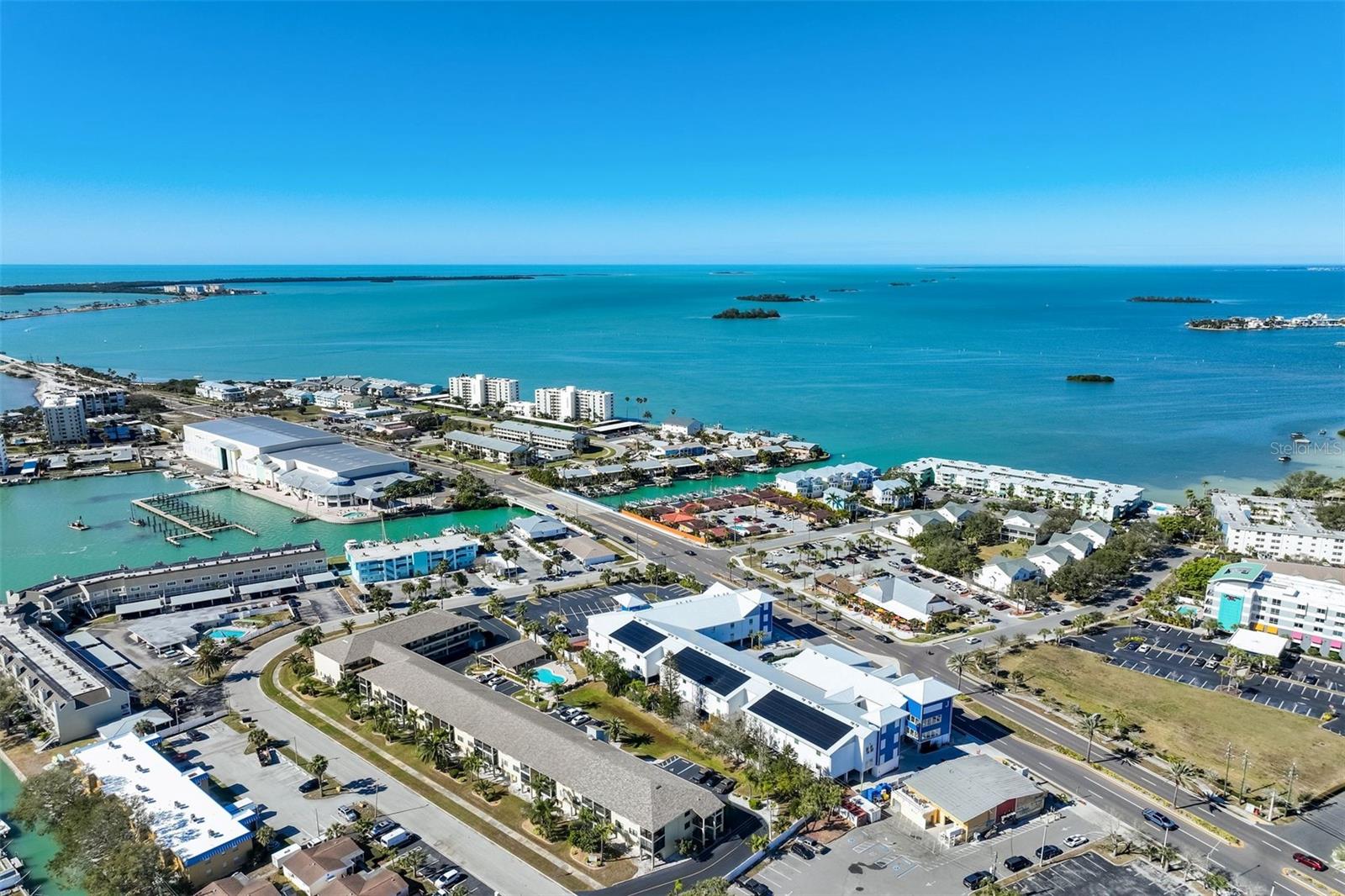 460 S Paula Dr #108, Dunedin, FL 34698
