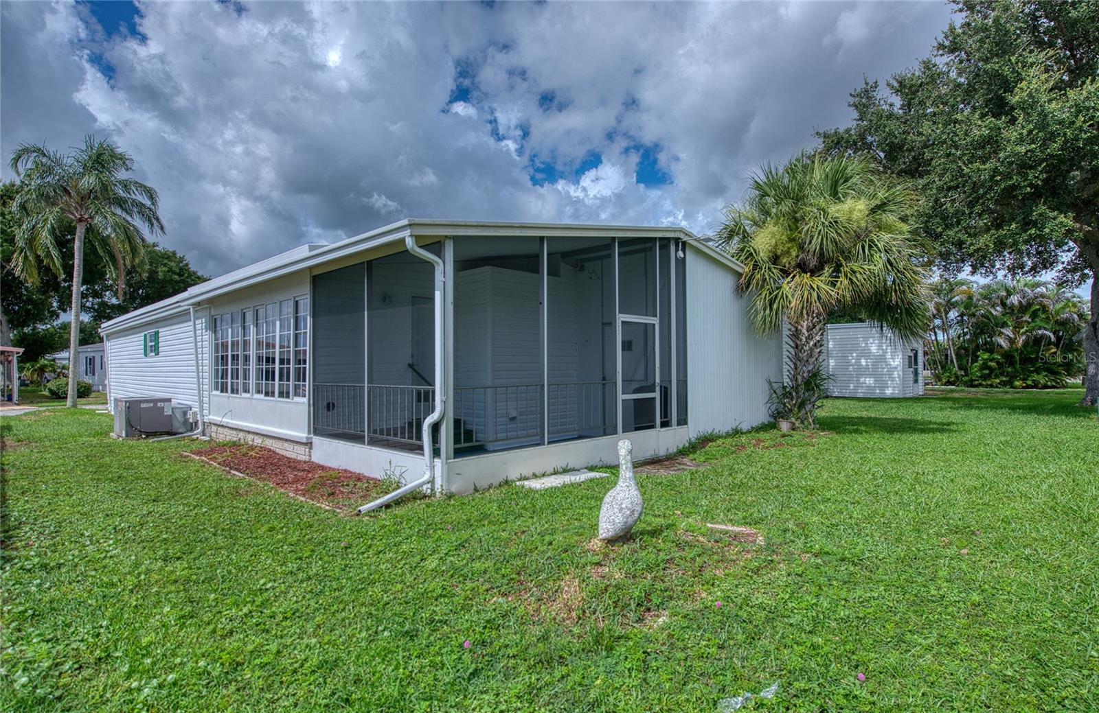 407 Dolphin Dr S, Oldsmar, FL 34677