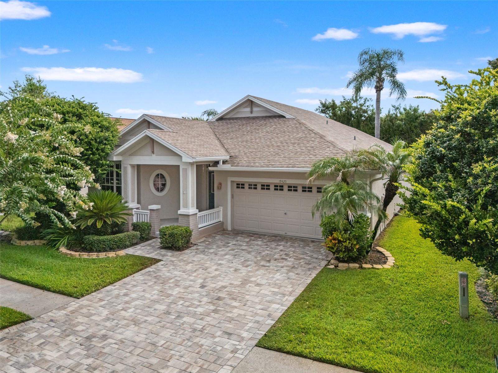 19425 Melody Fair Pl, Lutz, FL 33558